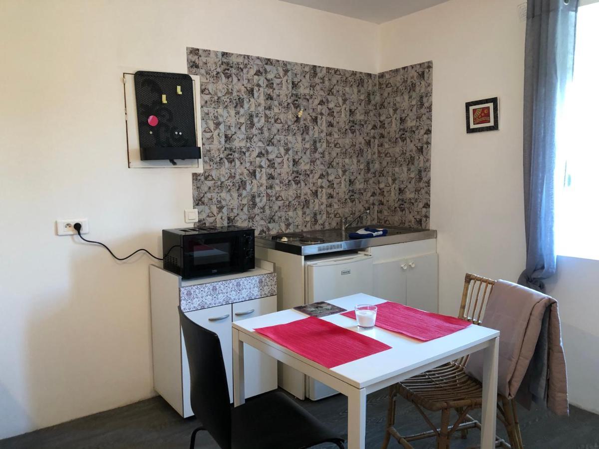 Studio 20 Min De La Mer Ideal Pour Les Deplacements Professionnels Plouaret Exterior foto